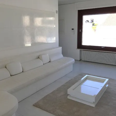 Reggio Apartment *