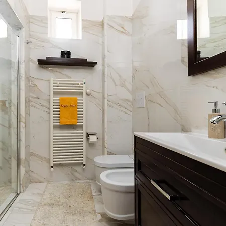 住宿加早餐酒店 Reggio Luxury 雷焦卡拉布里亚