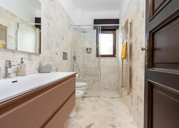 Reggio Luxury 4*